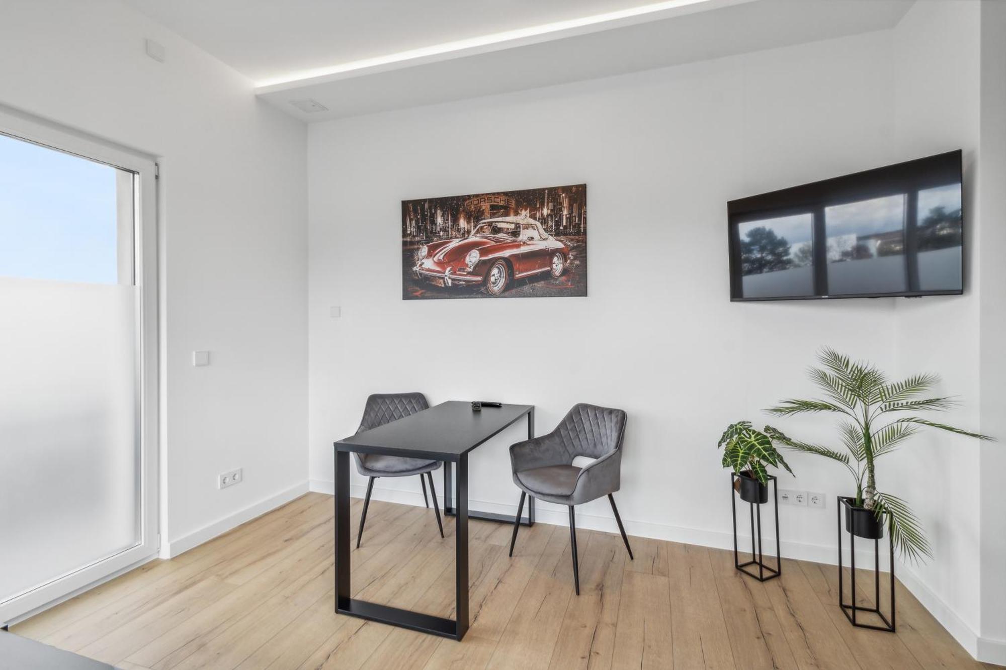 ديتسنباخ Suite4Me - Moderne Apartments I Kueche I Balkon I Waschmaschine المظهر الخارجي الصورة