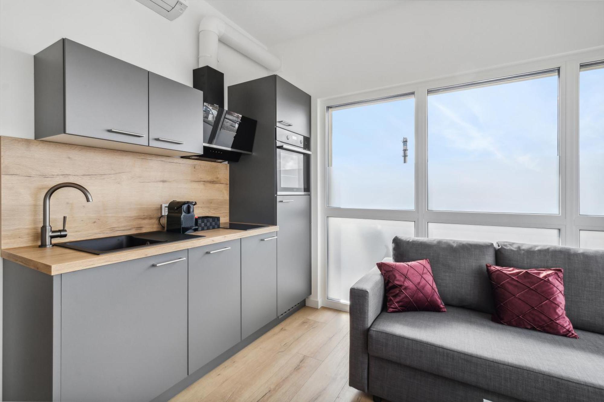 ديتسنباخ Suite4Me - Moderne Apartments I Kueche I Balkon I Waschmaschine المظهر الخارجي الصورة